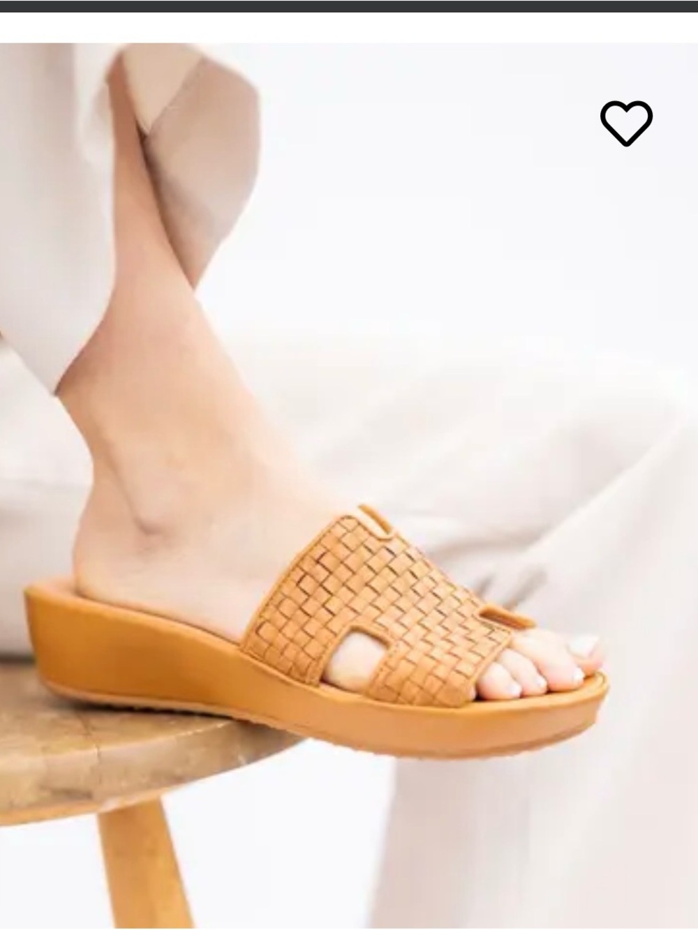 NIB Slide Sandals — Tan Platform Slip-On